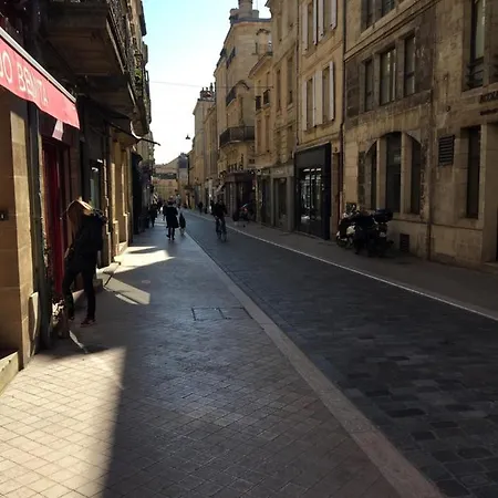 Joli Et Agreable Apartment Bordeaux